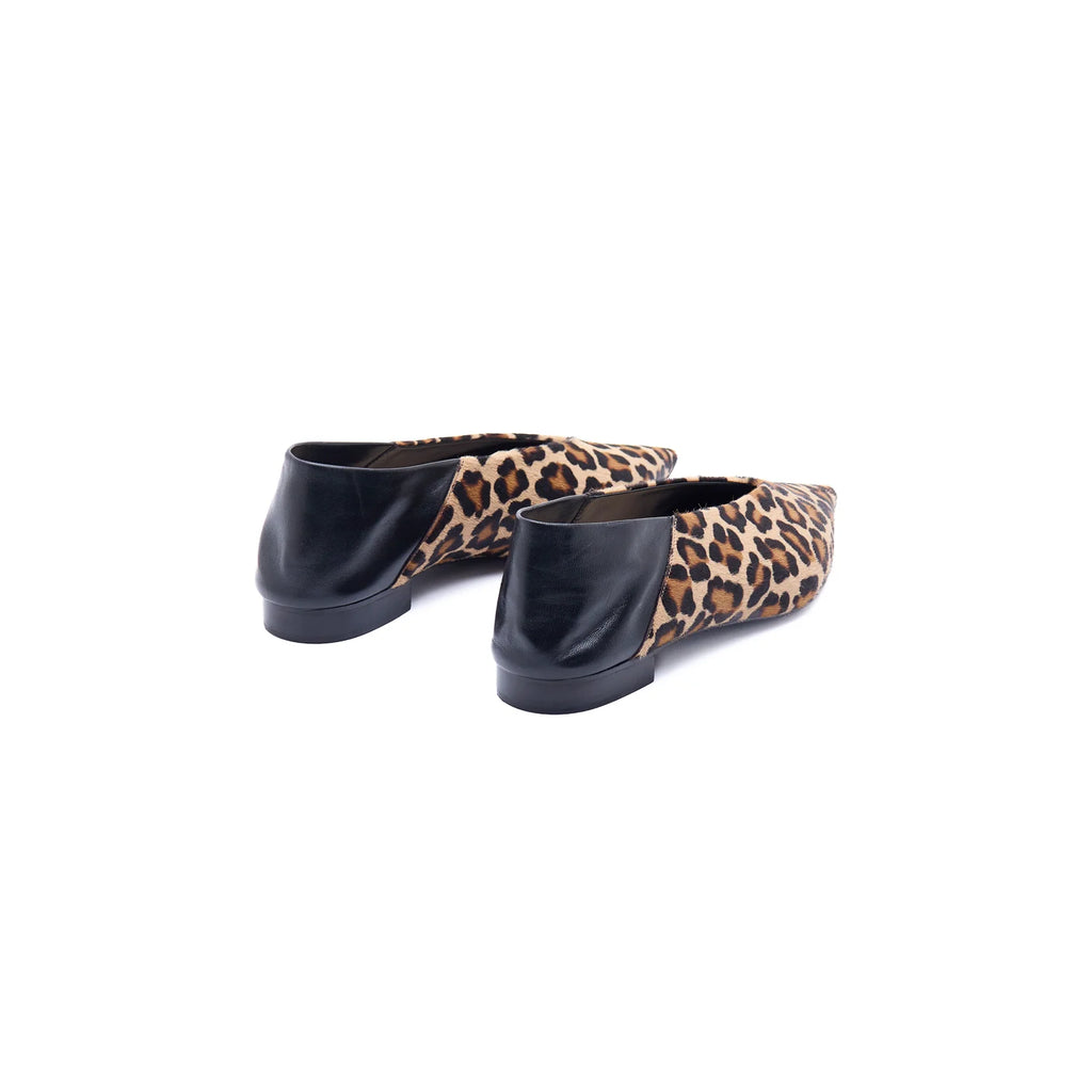 Ballerina in pony leopard e nappa nera