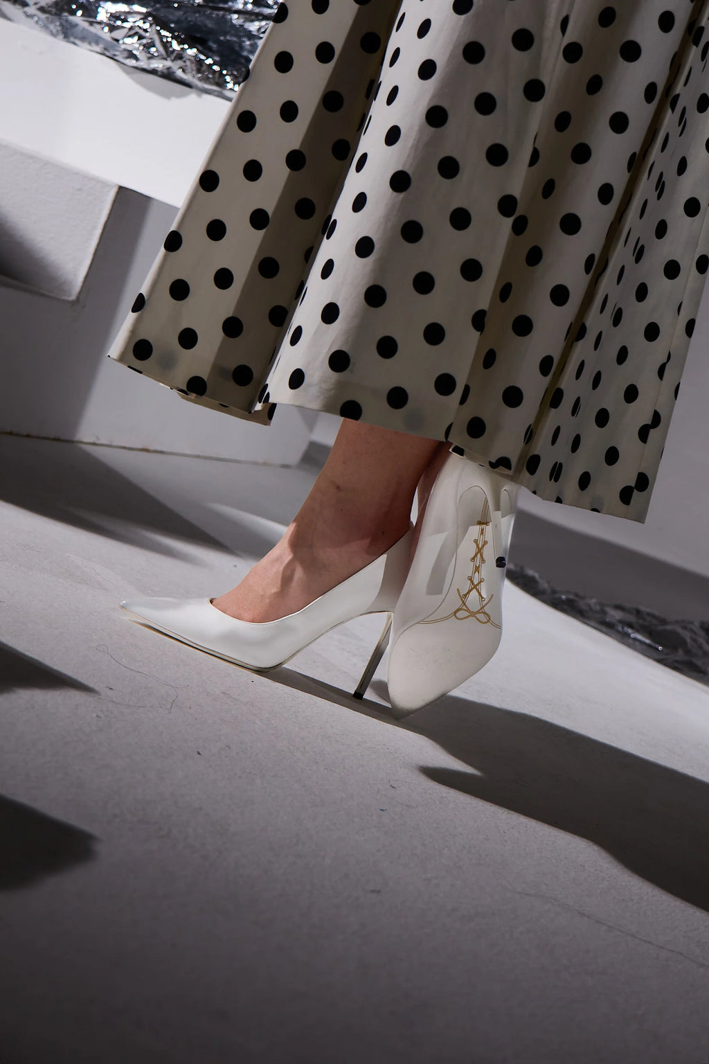 Décolleté spazzolato bianco