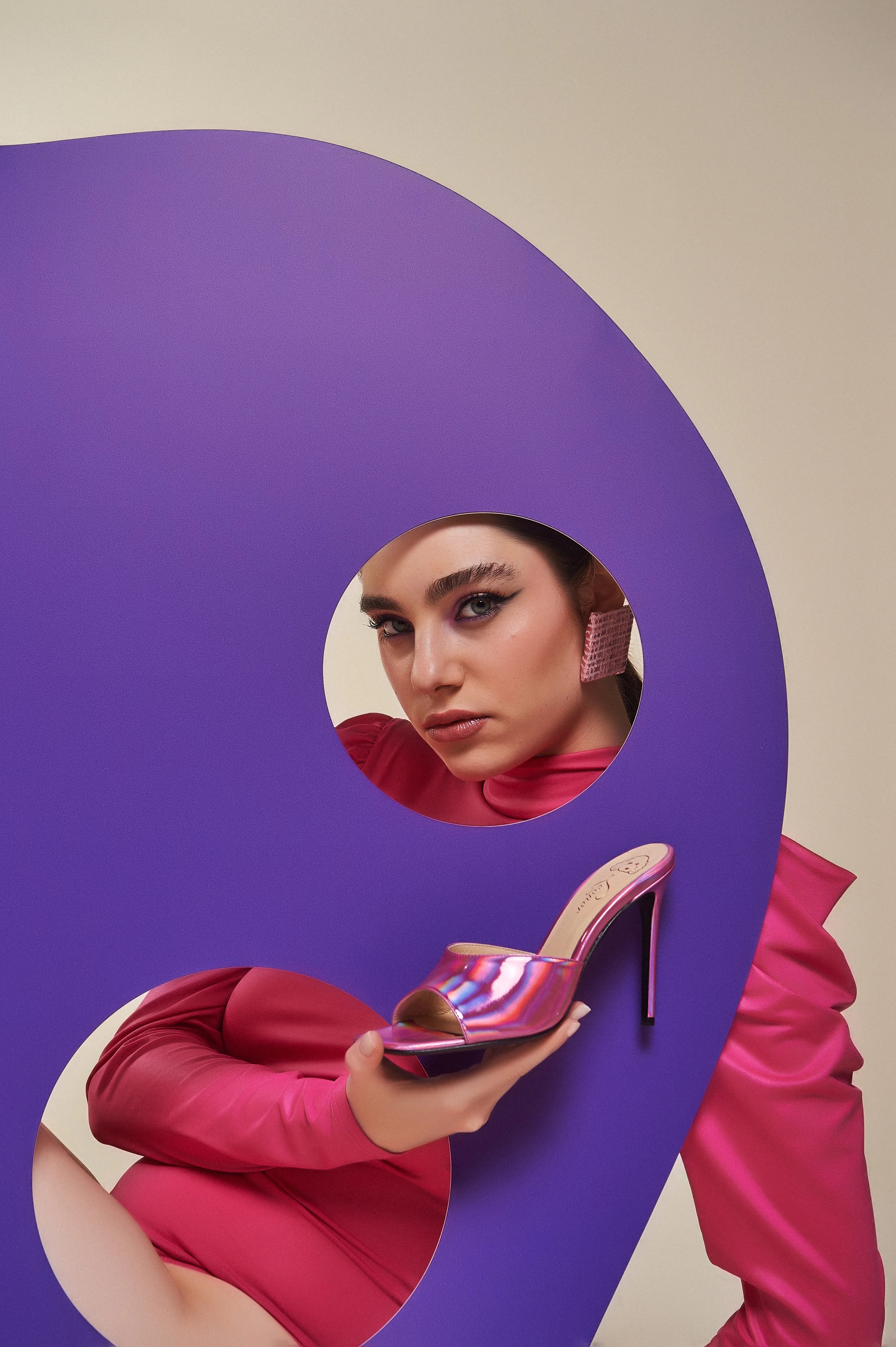 Sandalo vernice rosa